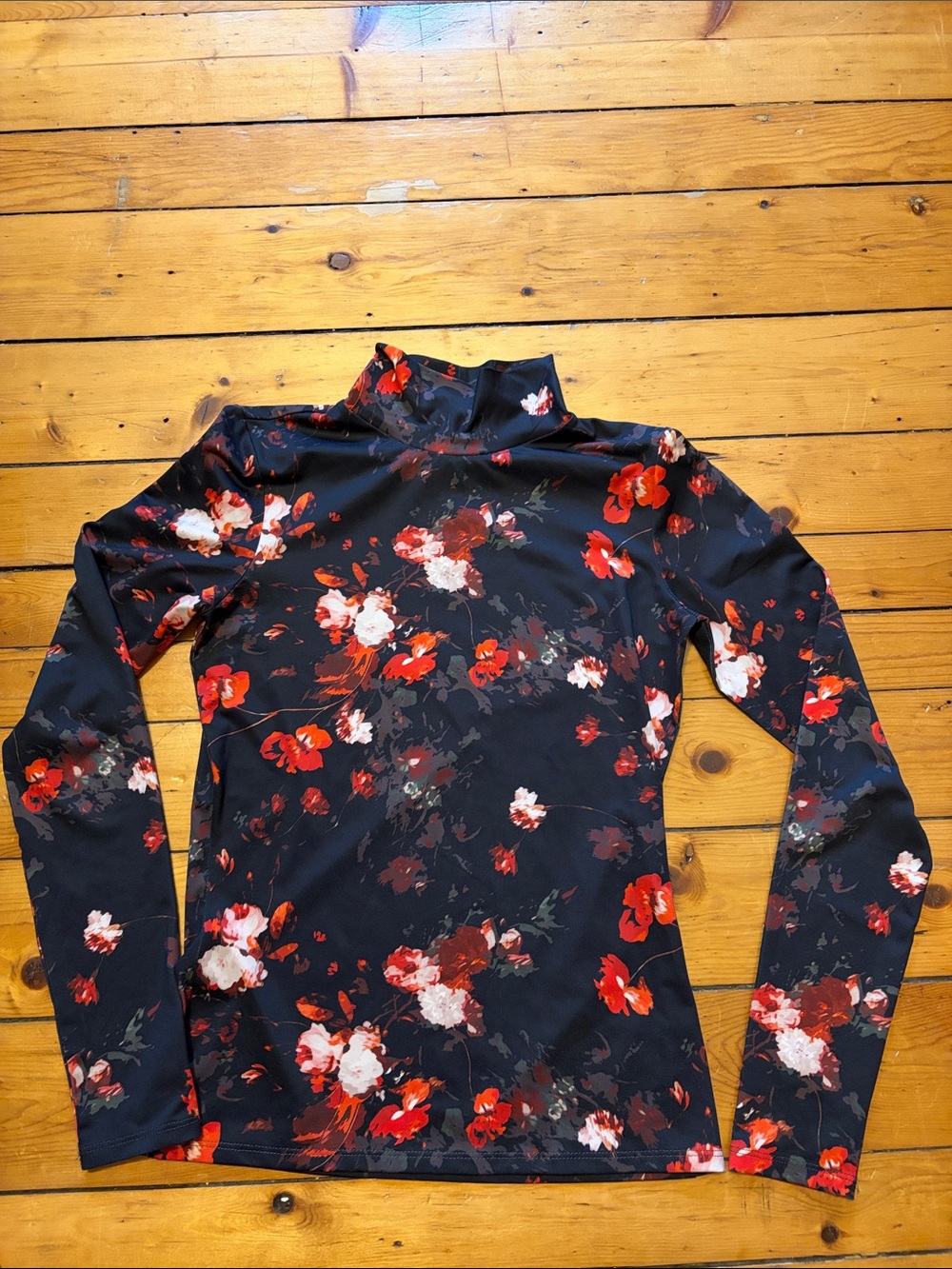 Floral Mock Neck Long-Sleeve Top - Black/Red Wilfred